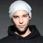 [Picture of (rapper) 4TUNE]