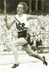 [Picture of Betty CUTHBERT]