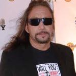 [Picture of Ace Frehley]