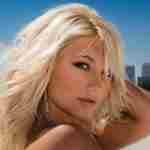 [Picture of Brooke Hogan]