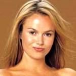 [Picture of Amanda Holden]