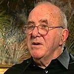 [Picture of Clive James]