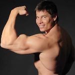 [Picture of Roland Kickinger]