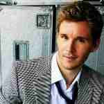 [Picture of Ryan Kwanten]