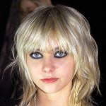 [Picture of Taylor Momsen]