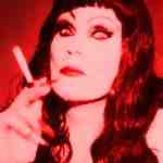 [Picture of Maila 'Vampira' Nurmi]