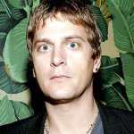 [Picture of Rob THOMAS]