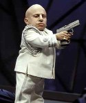 [Picture of Verne Troyer]