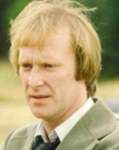[Picture of Dennis Waterman]