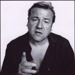 [Picture of Ray Winstone]