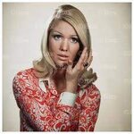 [Picture of Annette Andre]
