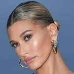 [Picture of Hailey Bieber]