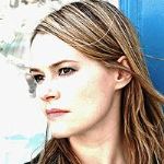 [Picture of Leisha Hailey]