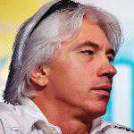 [Picture of Dmitri HVOROSTOVSKY]