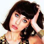 [Picture of (singer) Kimbra]