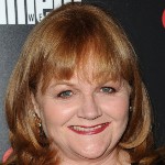 [Picture of Lesley Nicol]