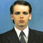 [Picture of Gary Numan]