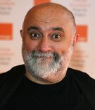 [Picture of Alexei Sayle]