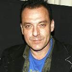 [Picture of Tom Sizemore]